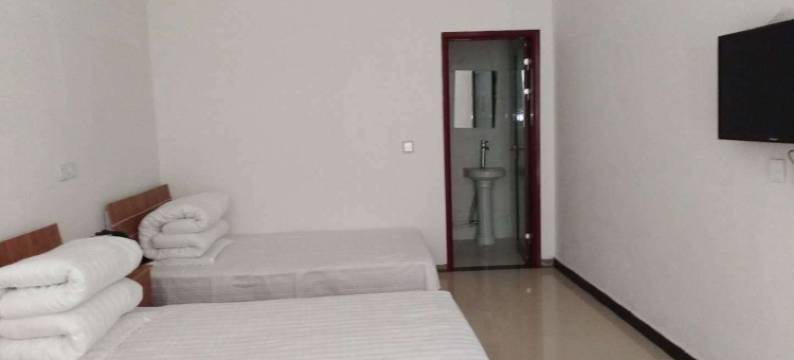 金山岭长城大凤农家院图片