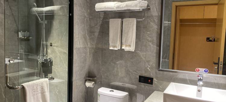 钟山泊美酒店(钟山西站店)图片