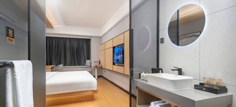 长沙君来 · 臻悦酒店(罐子岭地铁站月亮岛店)图片