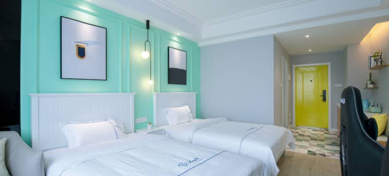 瞬电竞酒店(南昌西湖万达店)图片