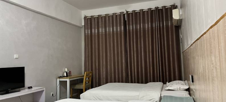 乐程酒店(安丘蓝星国际店)图片