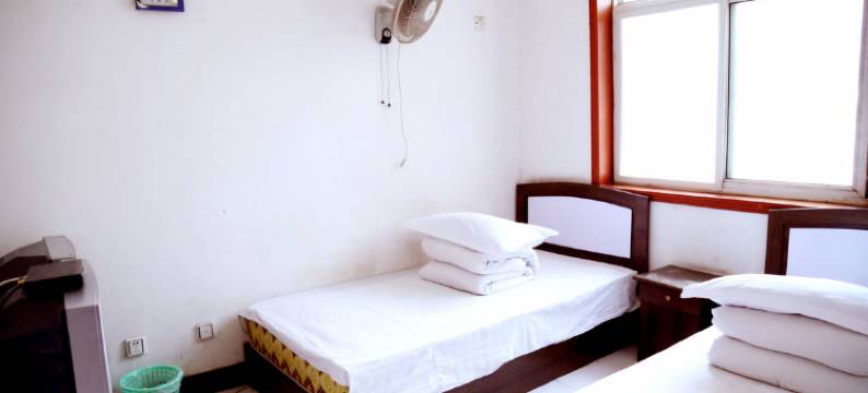 长征招待所(阜阳火车站店)图片