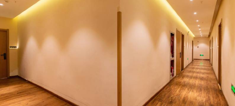 西安市墨城电竞酒店图片