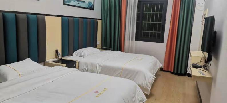 肇庆银湖精品住宿(广州应用科技学院肇庆校区店)图片