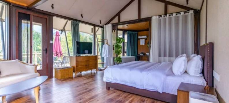 画境·揽山木屋民宿图片