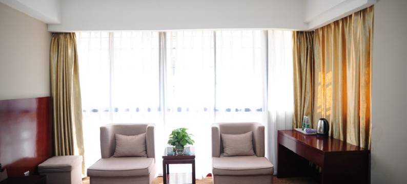 长沙劲峰商务宾馆(阳光地铁站店)图片