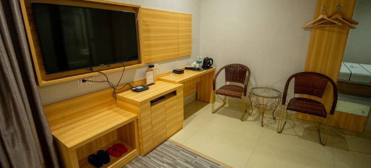 华驿精选酒店(横县那阳大桥客运站店)图片