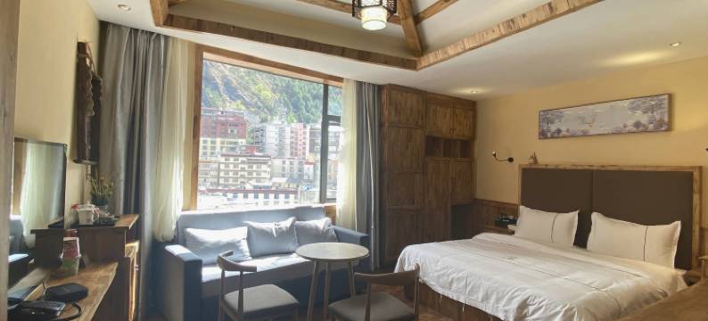 九龙斯勒仓酒店图片