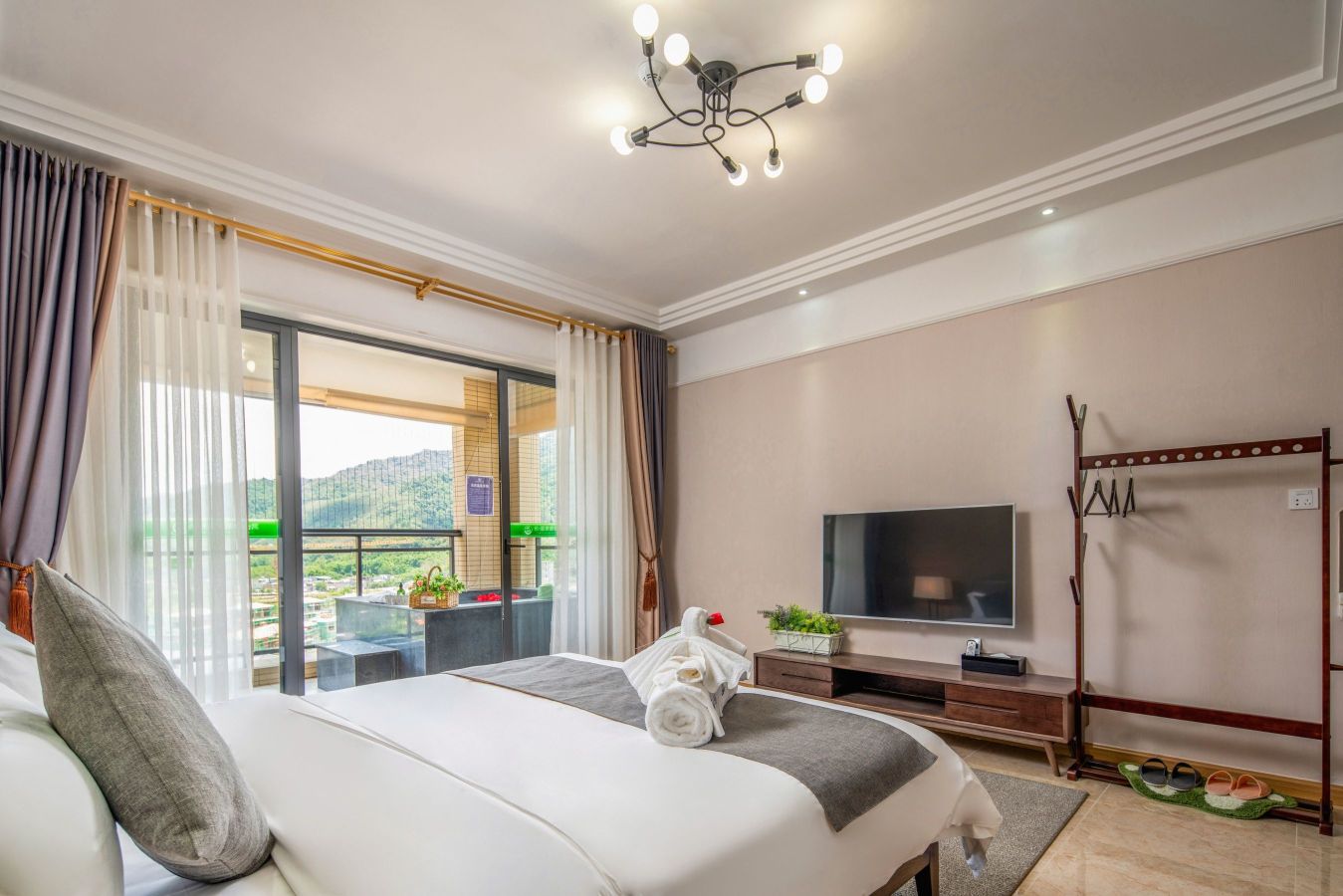 Floral Hotel·Longmen Nankunshan Yue Hot Spring Resort Hotel Over view