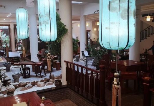 Xinlongmen GuesthouseHotel Overview