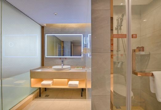 Vienna Hotel (Nanjing Hexi Golden Eagle Shop)Hotel Overview