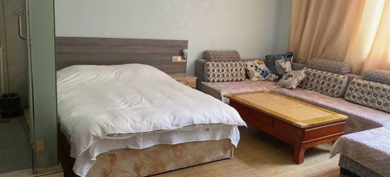 巧马迎春宾馆(余安高速收费站店)图片