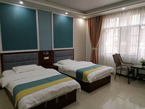 彝良鑫爵商务宾馆