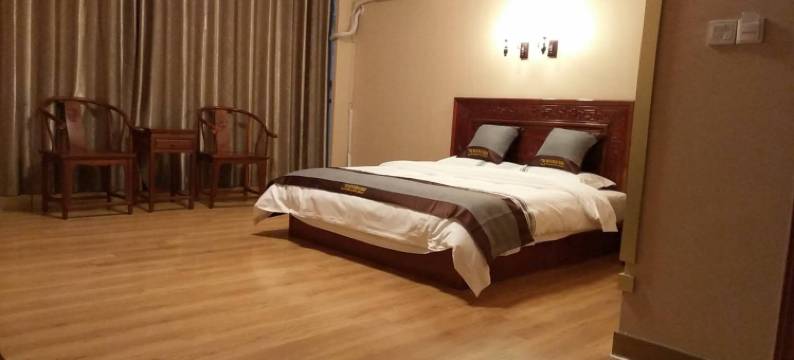 都市MINI·精选连锁酒店(临朐奇石市场店)图片