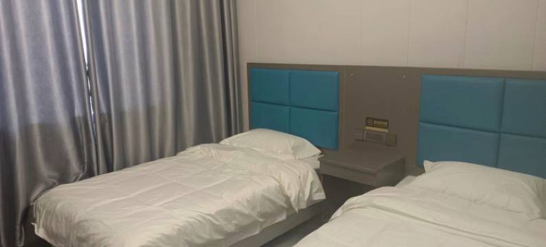 茫崖五色民宿图片