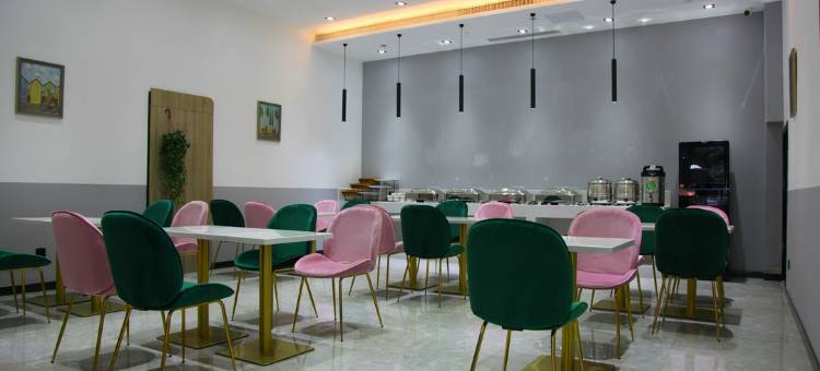 易佰良品酒店(芜湖德胜广场服务外包产业园店)图片