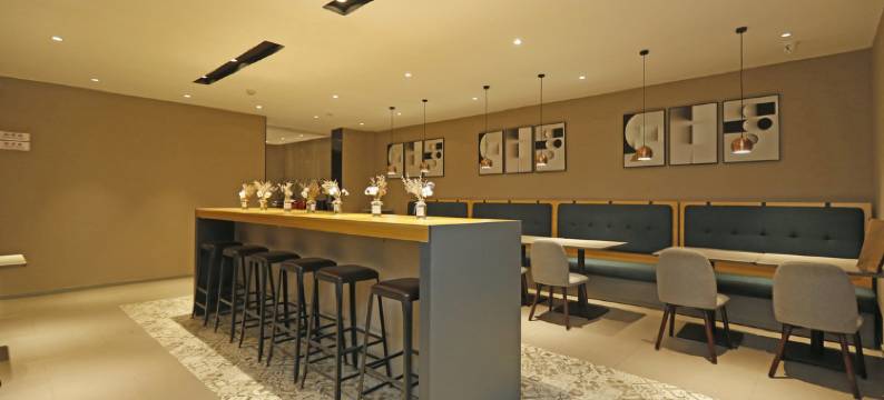 如家商旅酒店(西安西北工业大学大唐西市地铁站店)图片