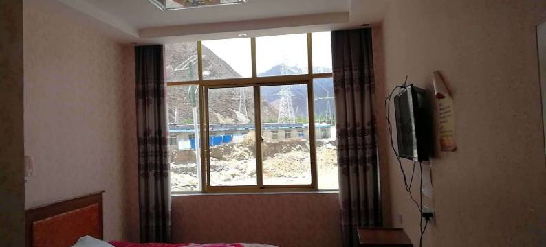 加查睿馨宾馆图片