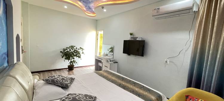 安宁简途主题酒店图片