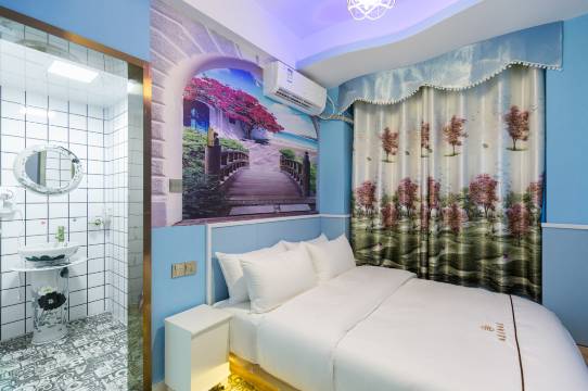 长沙泊嘉中宏酒店