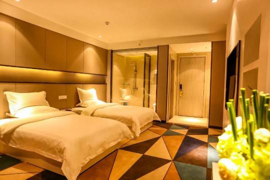 明扬国际酒店(孟津新区店)