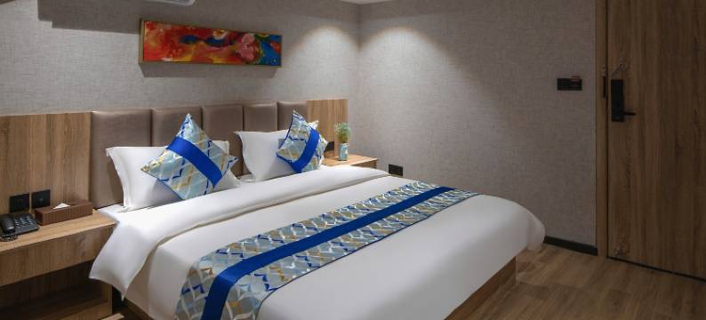 深圳浪荣商务酒店(龙华大浪时尚小镇店)图片