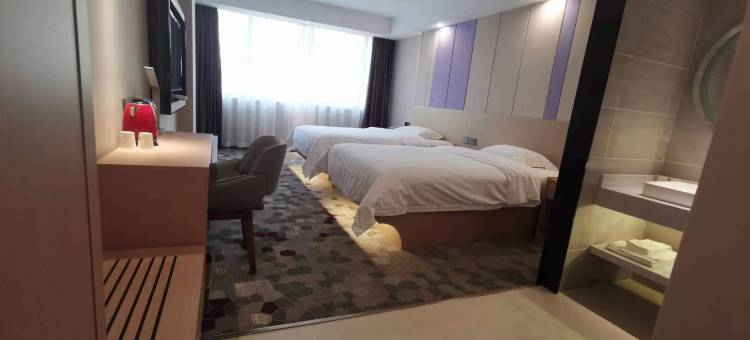 速8酒店(武汉汉口火车站泛海CBD店)图片