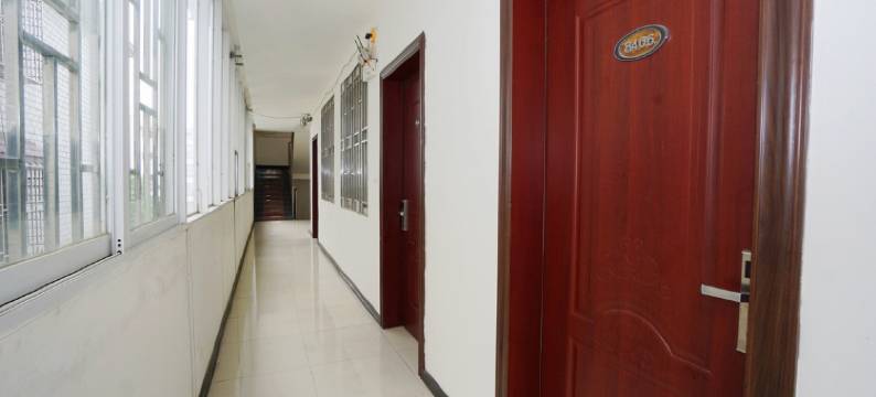 一家宾馆(桂林电子科技大学金鸡岭校区店)图片