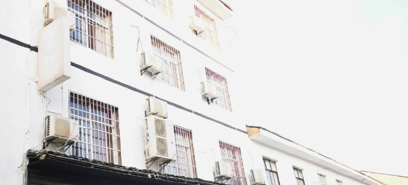 赤壁三国赤壁酒楼图片