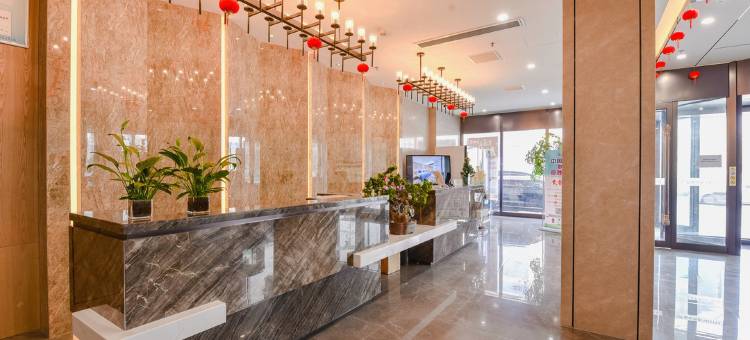 沈丘爱雅概念酒店(高铁站店)图片