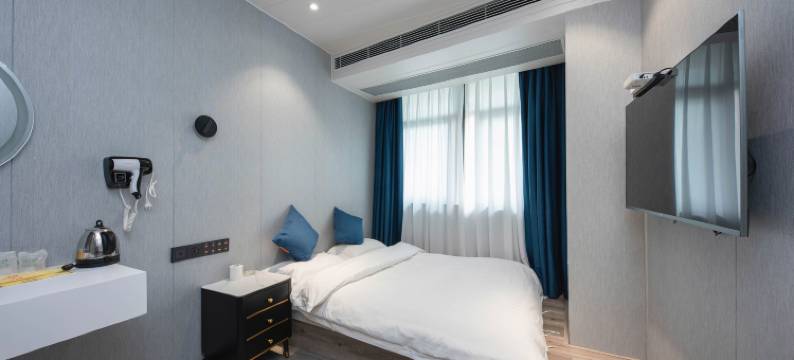 深圳凯云酒店(罗湖口岸向西村地铁站店)图片