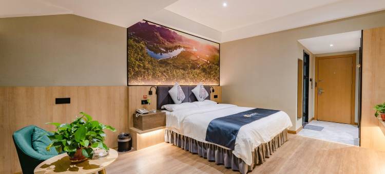 如家华驿精选酒店(潢川九龙店)图片