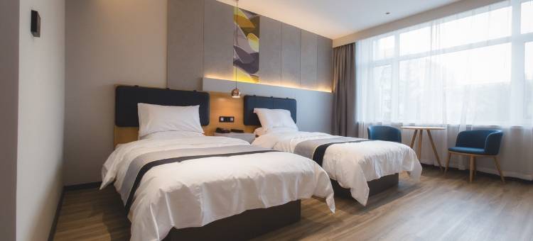 如家睿柏·云酒店(北安东北亚购物广场店)图片