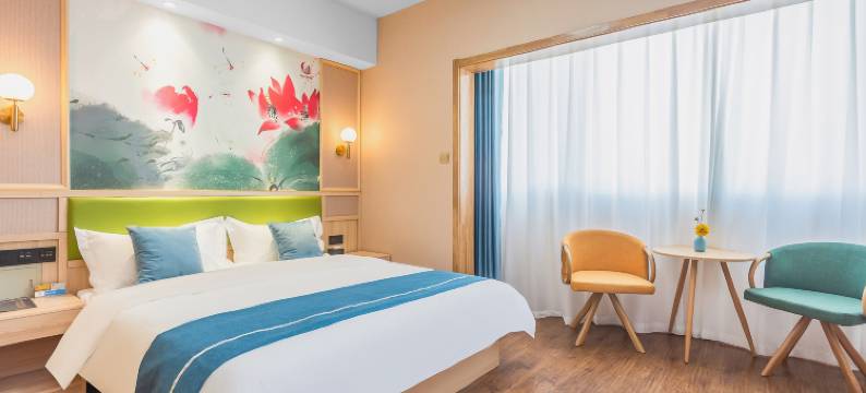 月半湾民宿(北湖京投广场店)图片