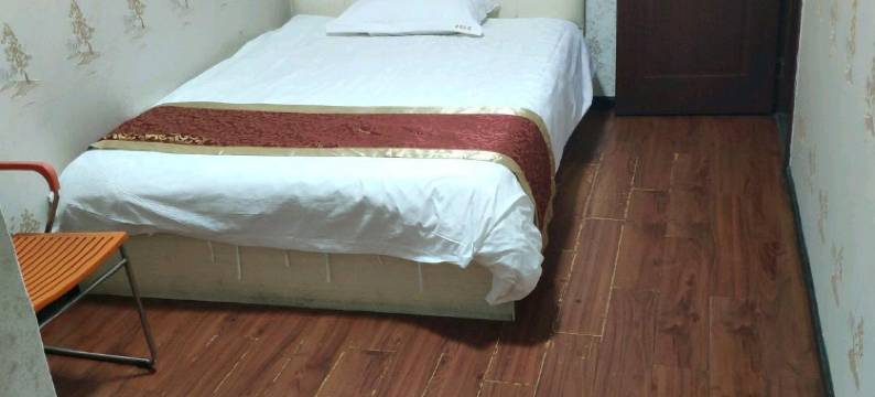 万源馨月宾馆图片