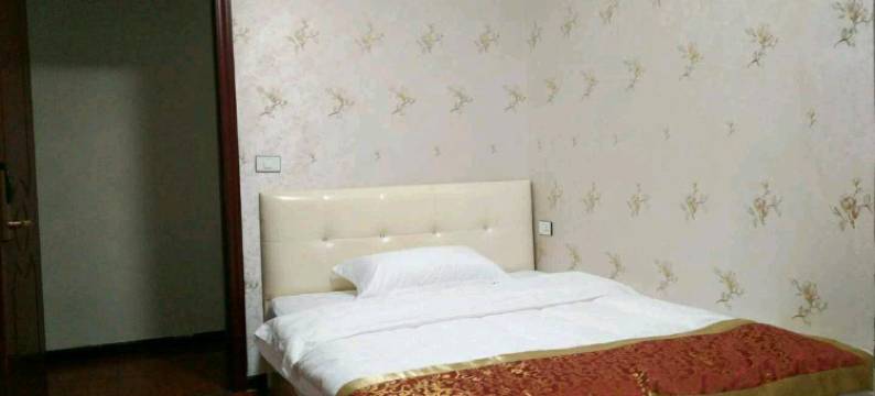 万源馨月宾馆图片