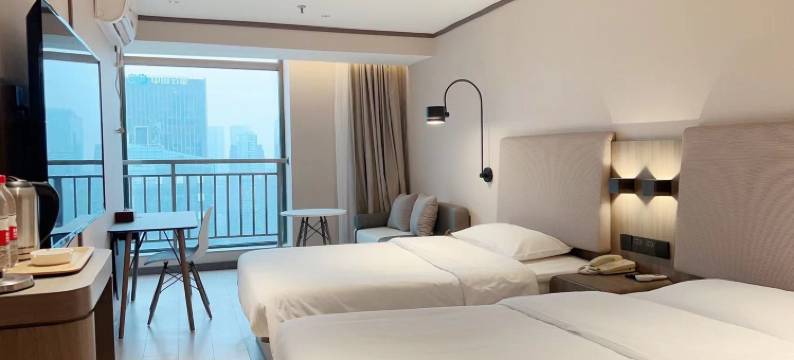 汉庭酒店(成都高新新会展中心店)图片