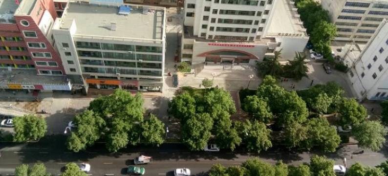 武威栖游太空舱青年客栈图片