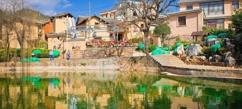 锦辉商务酒店(弥勒湖泉生态园巨人世纪广场店)图片