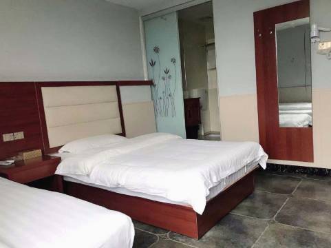 福鑫宾馆(福州路地铁站店)