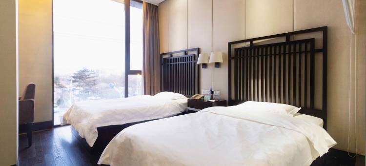 灯塔恒隆假日酒店图片