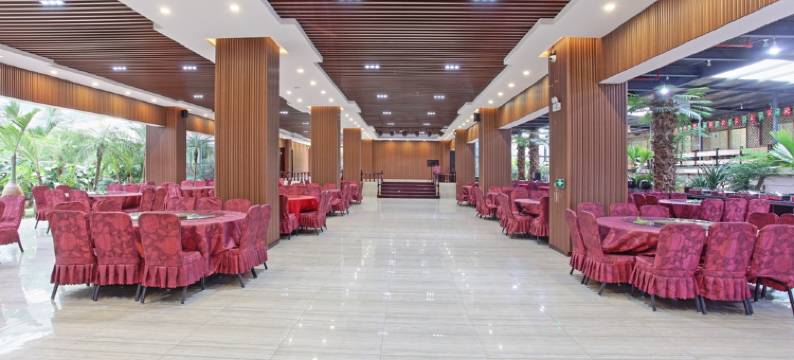 兴隆集荣生态酒店图片