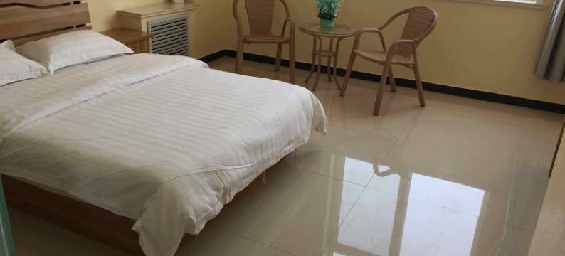 平泉冠源假日酒店图片