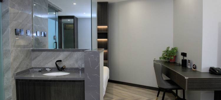 轻住·悦享酒店(张家口建工机场智能店)图片