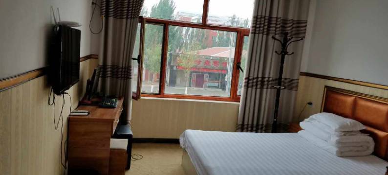 扎鲁特旗哲大宾馆(乌力吉木仁路分店)图片