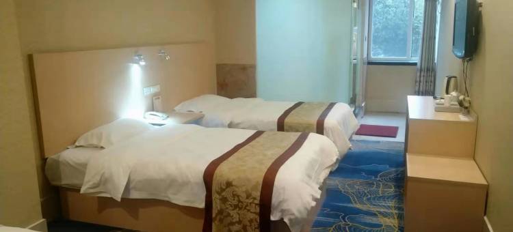 OYO十堰绿景商务宾馆图片