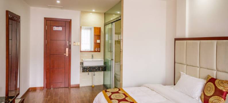 梧桐树下客栈(武陵源景区溪布街店)图片