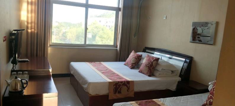 西柏坡红之旅酒店图片