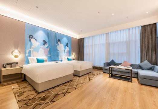 Yuerong Qiju Hotel (Xi'an Huimin Street Bell Tower Subway Station) Hotel Overview