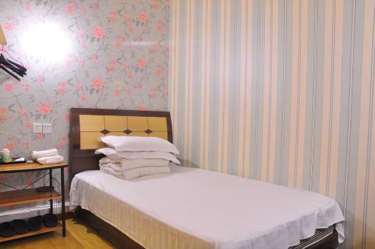 绵阳太政宾馆(绵阳火车站店)